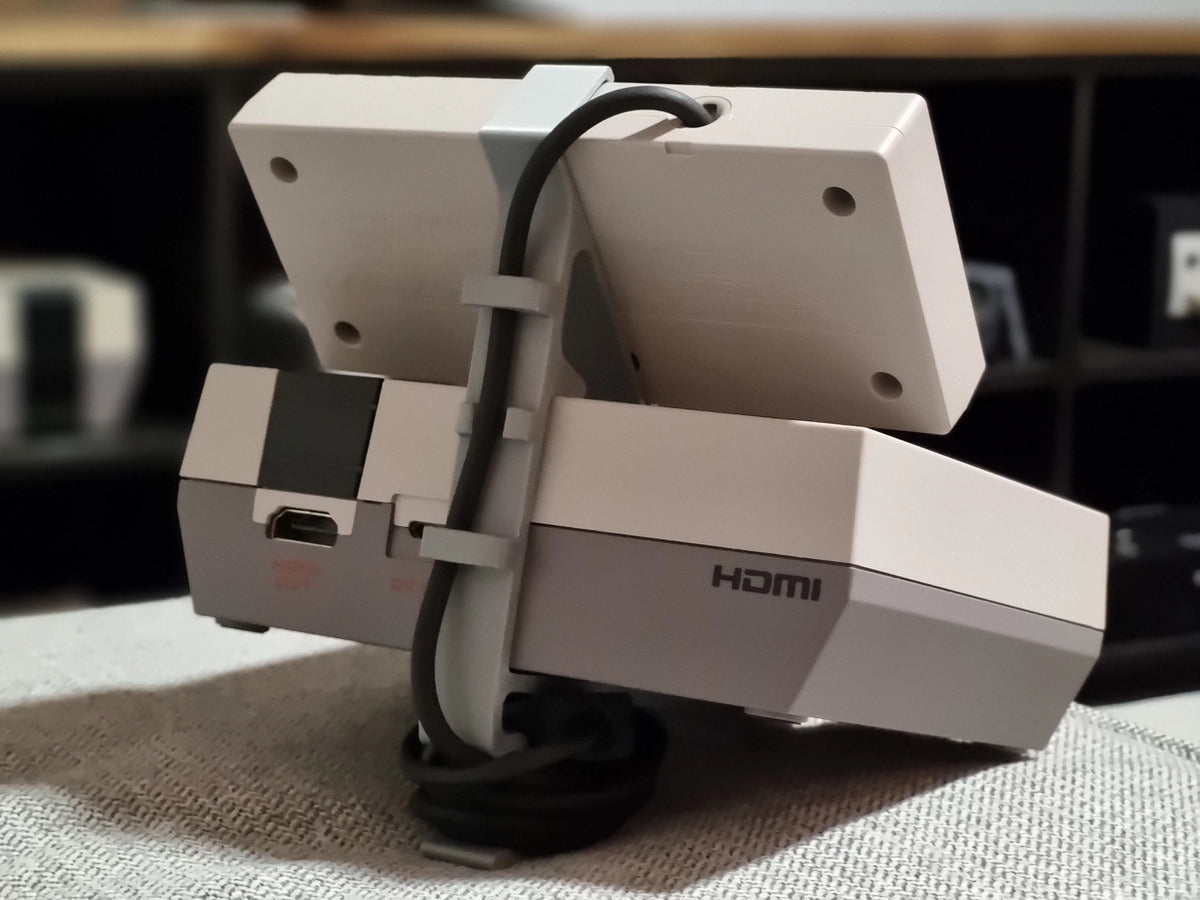 NES Classic Mini konsolställ + kontrollställ – 3D-printad display