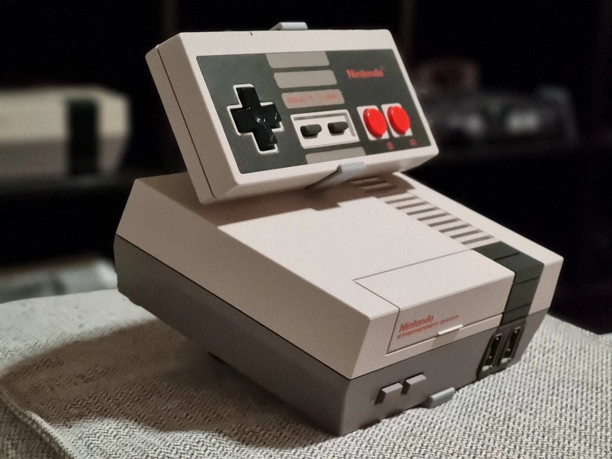 NES Classic Mini konsolställ + kontrollställ – 3D-printad display