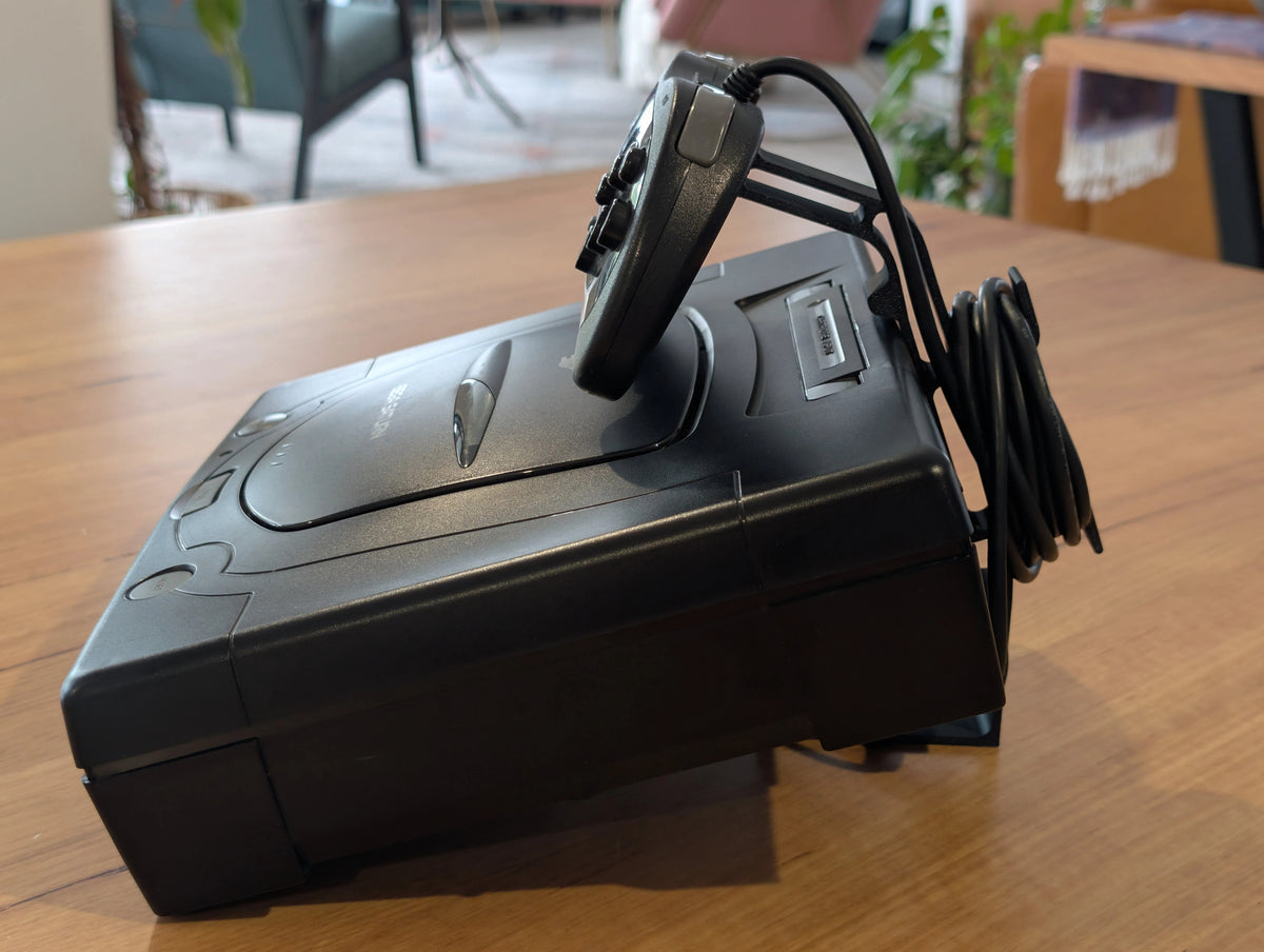Sega Saturn konsolställ + kontrollställ – 3D-printad retro display