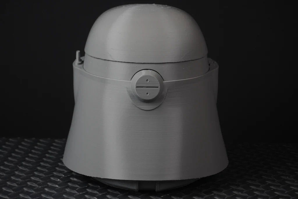 Commander Bacara helmet side view assembled