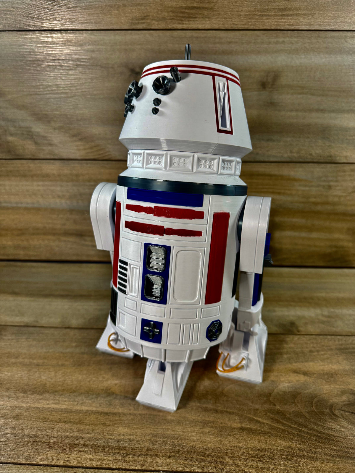 Star Wars R5-D4 – 3D-printad replika 33cm cosplay display