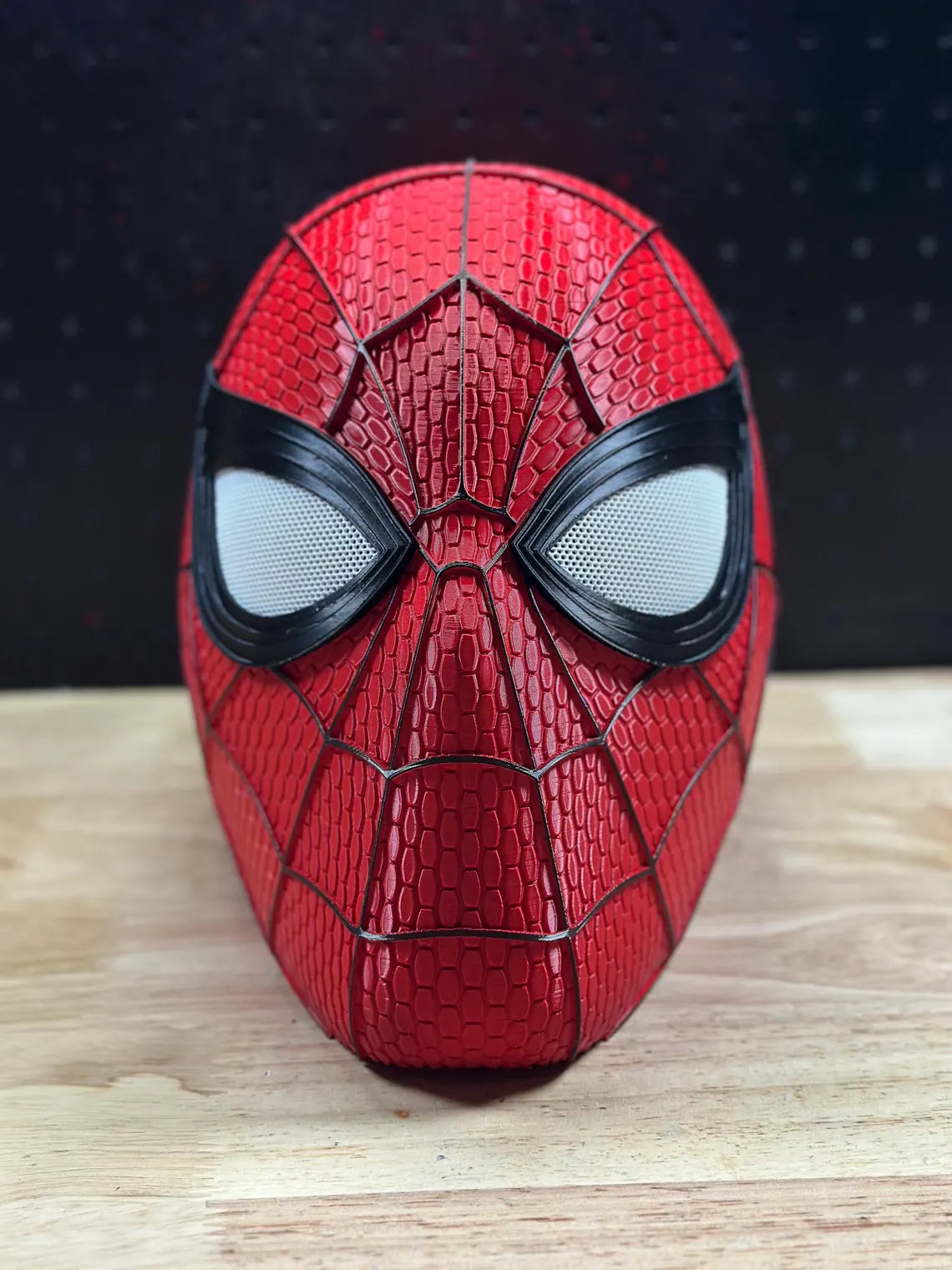 Spider-Man Brand New Day-hjälm – framifrån