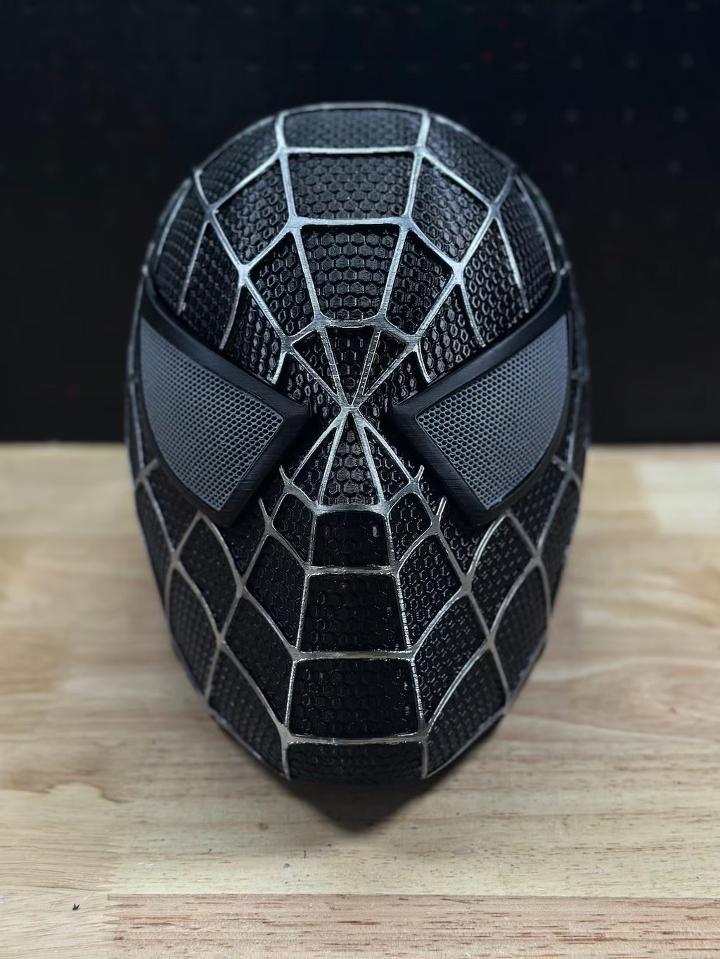 Spider-Man 3 Black Suit-hjälm – 3D-printad cosplaymodell