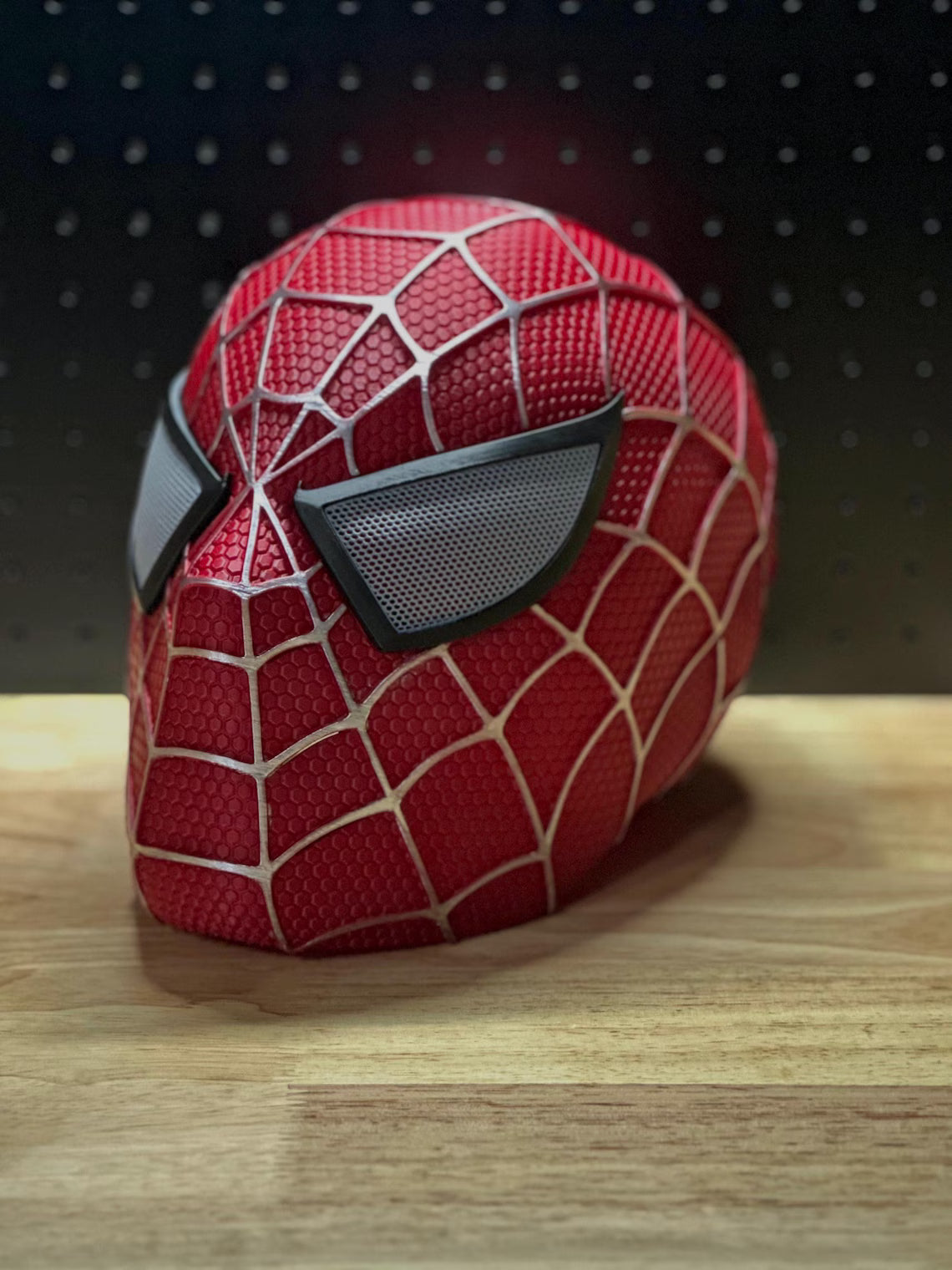 Spider-Man Red & Blue Suit-hjälm – 3D-printad cosplaymodell