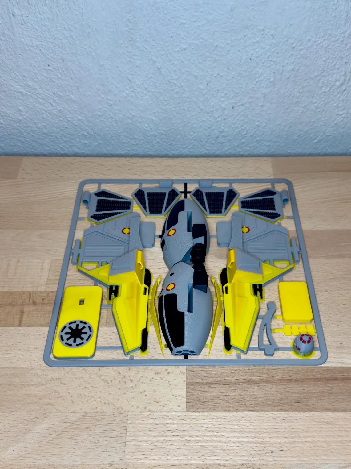 Jedi Starfighter-inspirerad Kit Card – 3D-printad byggmodell - SwePrint3D