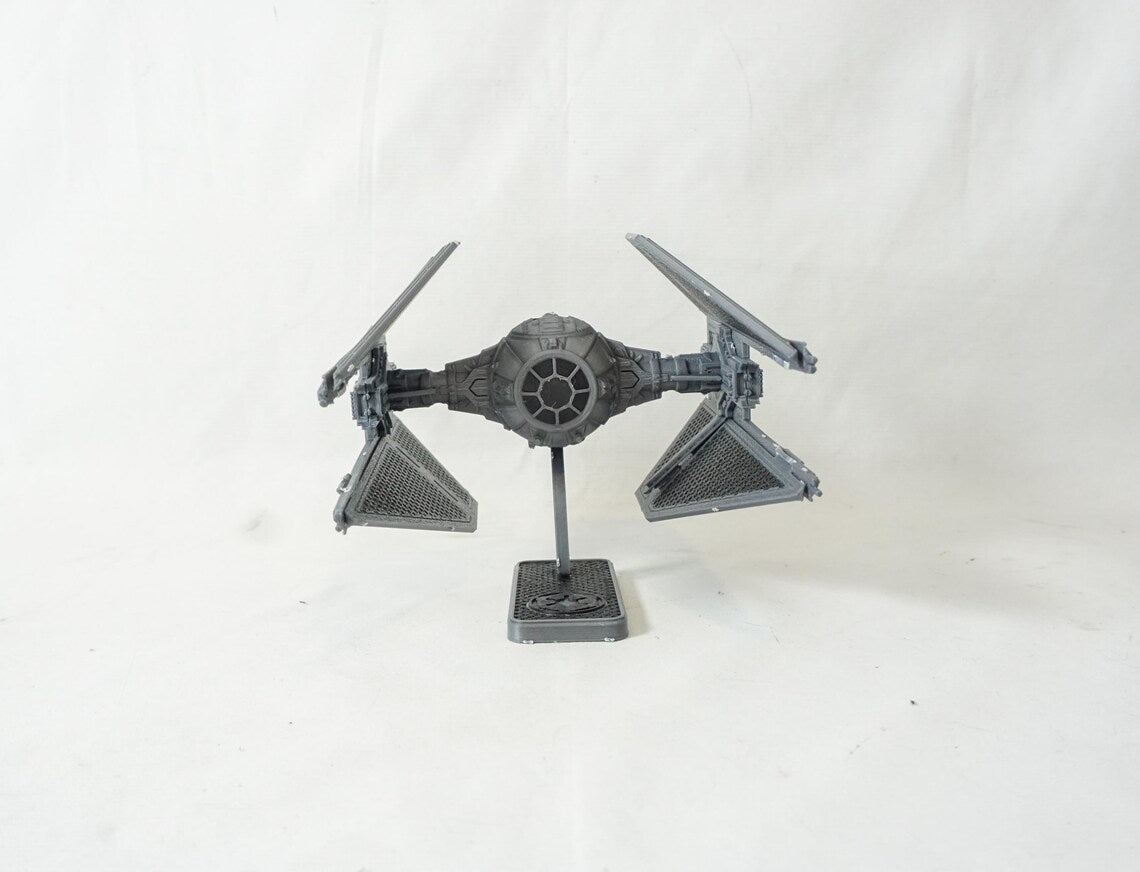 TIE Interceptor-inspirerad Kit Card – 3D-printad byggmodell