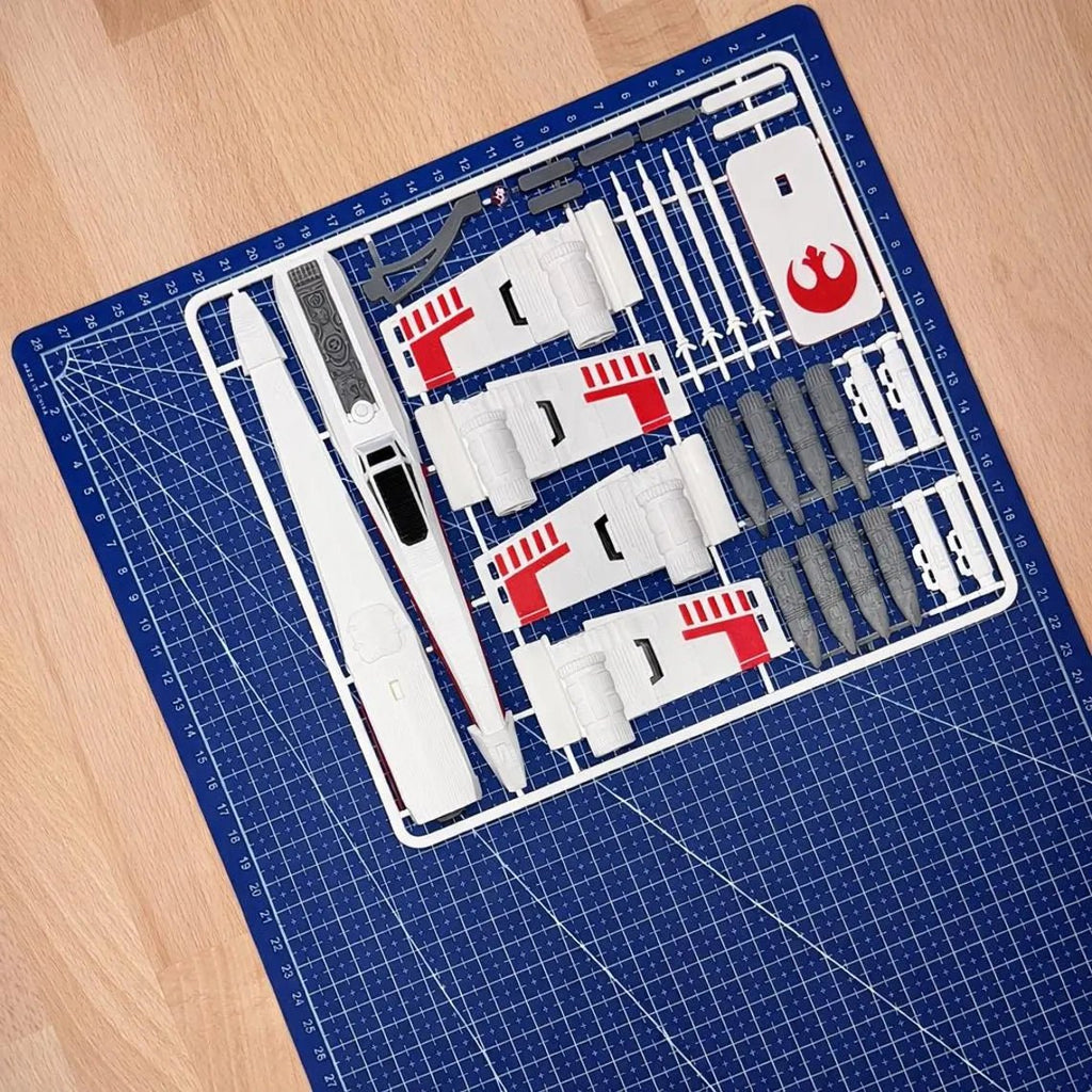 X-wing-inspirerad Kit Card – 3D-printad byggmodell - SwePrint3D